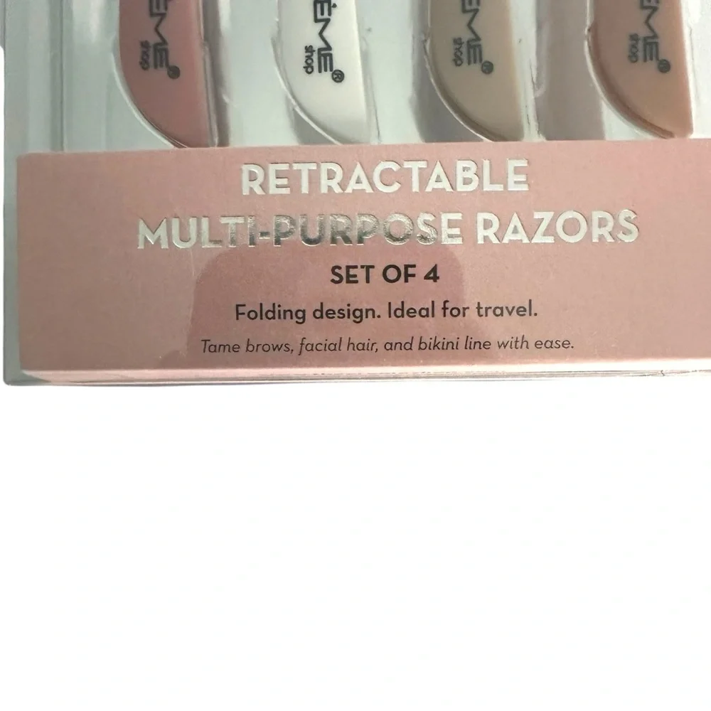 The Creme Shop Retractable Razor Set - Picture 2 of 3